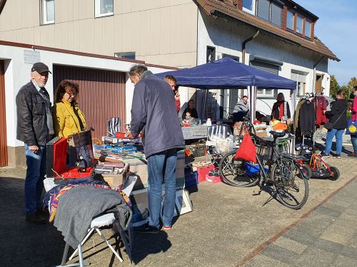 F5_Garagen-Flohmarkt Strasse3